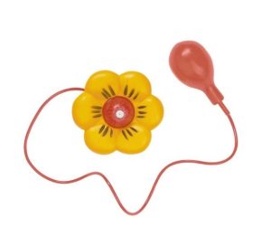 Fiore Gigante che spruzza acqua